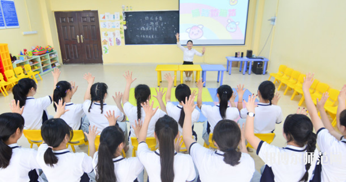 成都五月花幼兒師范高級(jí)技工學(xué)校怎么樣、好不好