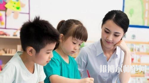 幼師學校什么專業(yè)比較好