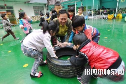 成都2020年初中生能讀什么幼師學(xué)校