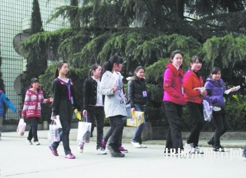 成都2020年初中生可以去什么幼師學(xué)校