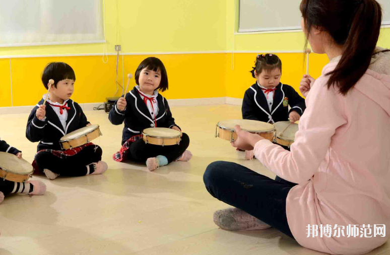 武漢2020年女生學幼師學校好嗎