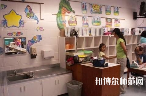 貴陽2020年幼師學校和中專有哪些區(qū)別