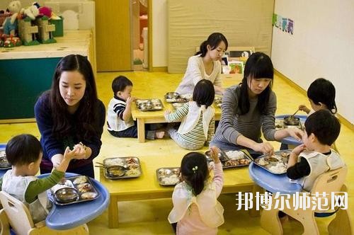 成都2020年初中生可以去的幼師學(xué)校