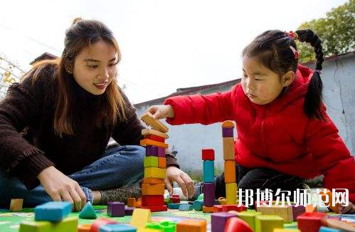 十堰2020年女生讀幼師學(xué)校有前途嗎