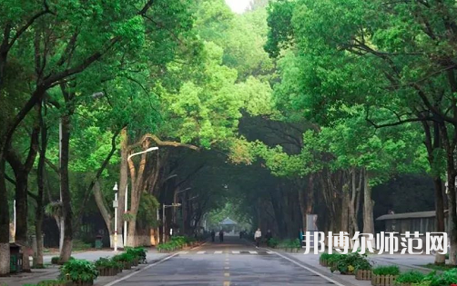 華中師范大學(xué)2023年怎么樣、好不好