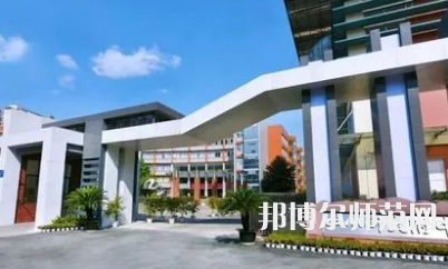 2023年四川師范大學(xué)附屬中學(xué)報(bào)名條件、招生對象